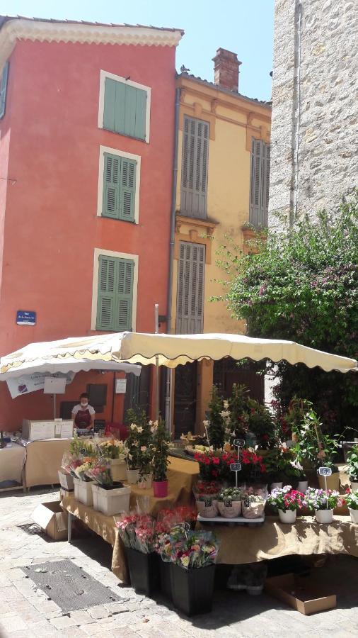 モントルー La Rose Des Vents Bed & Breakfast エクステリア 写真